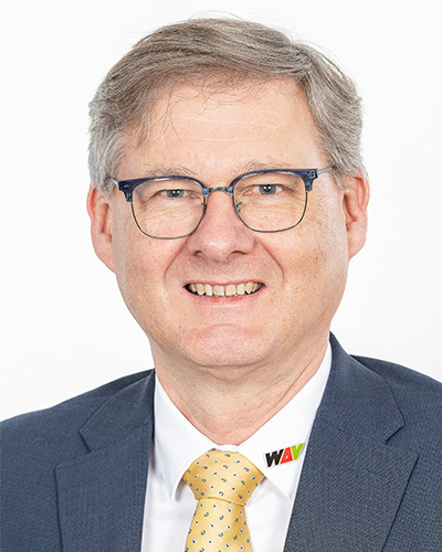 Dir. Mag. Hubert MAYRHOFER